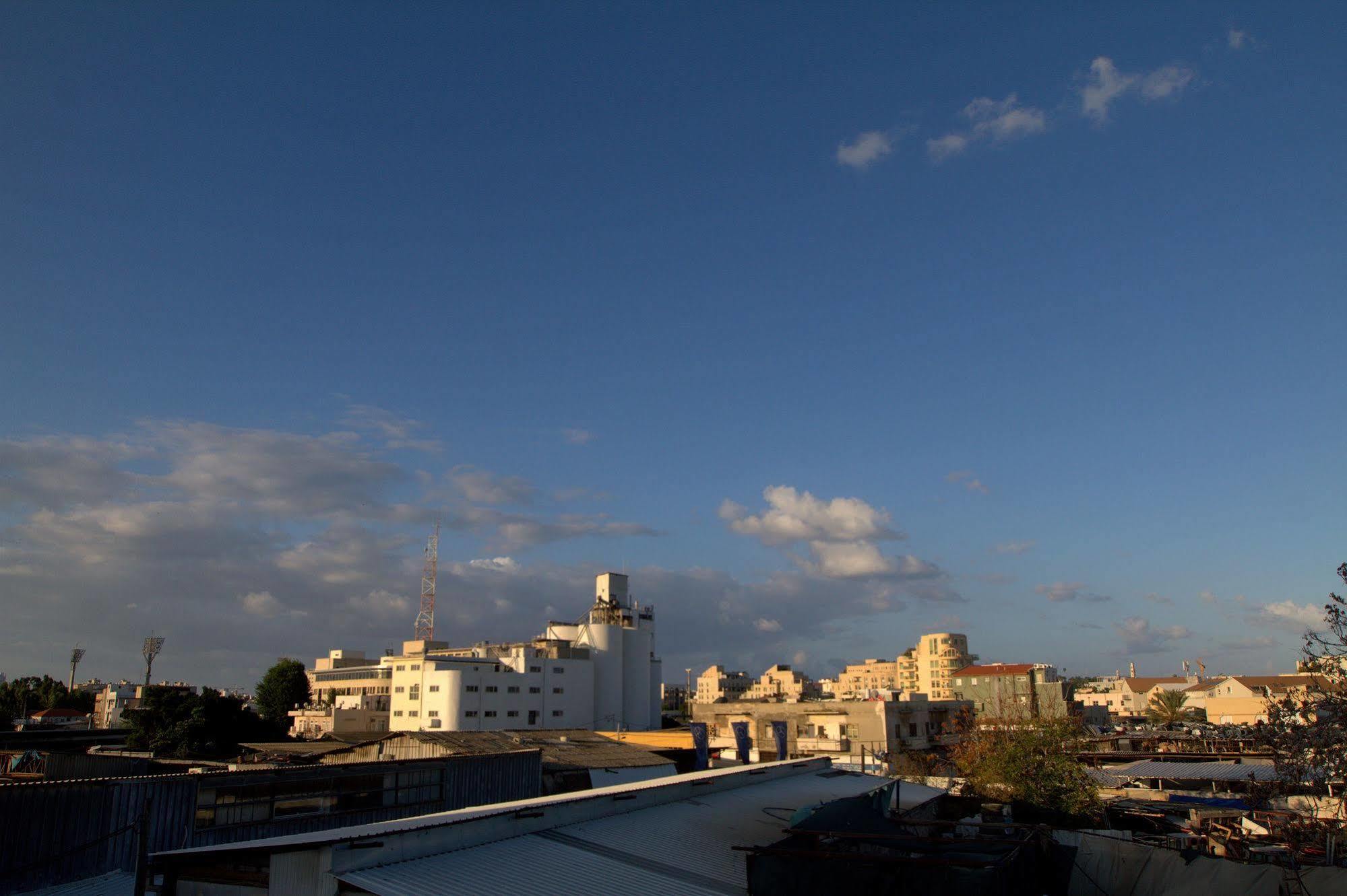 Florentine Backpackers Hostel - Ages 18-55 Tel Aviv Exterior foto