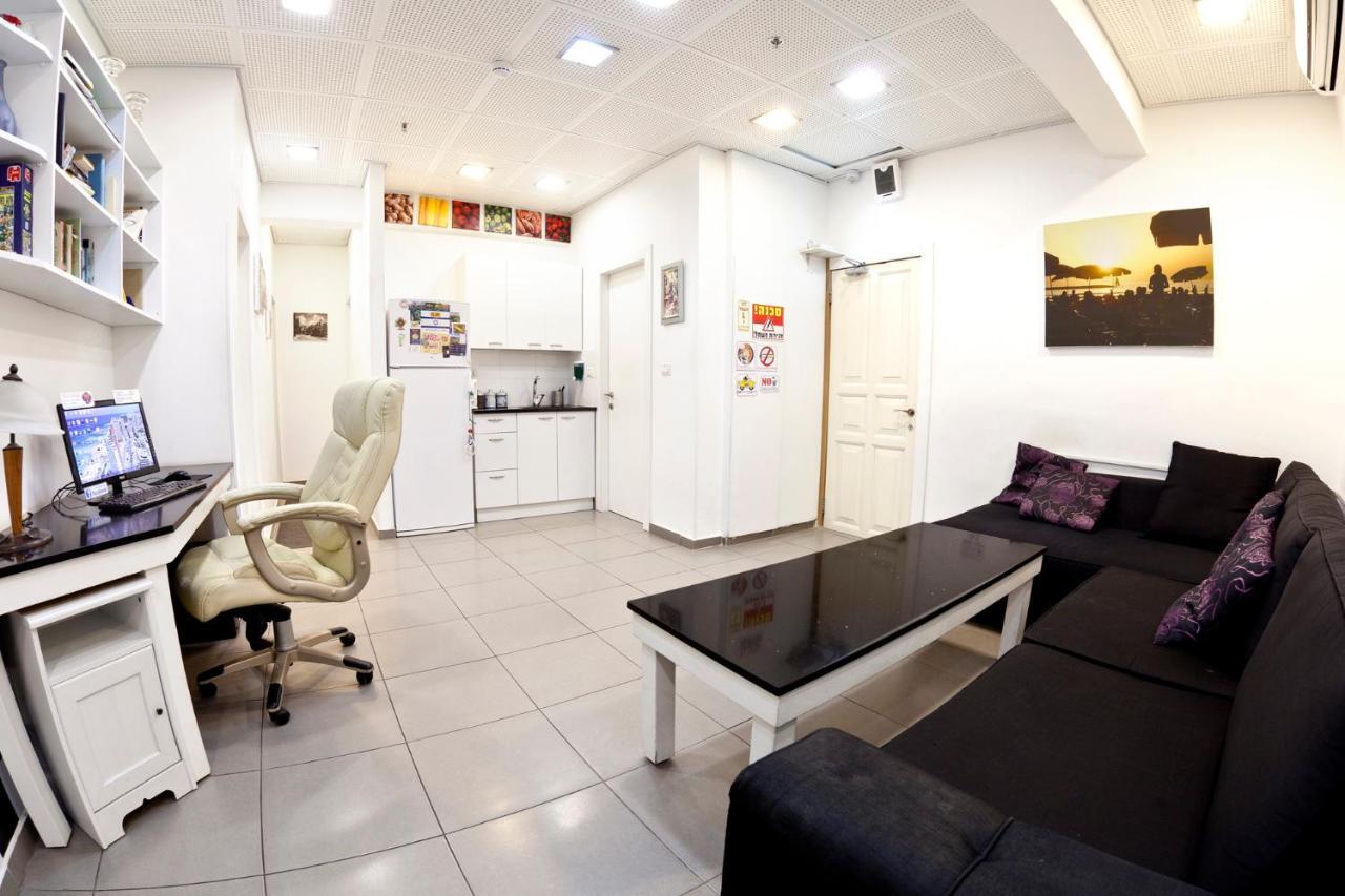Florentine Backpackers Hostel - Ages 18-55 Tel Aviv Exterior foto