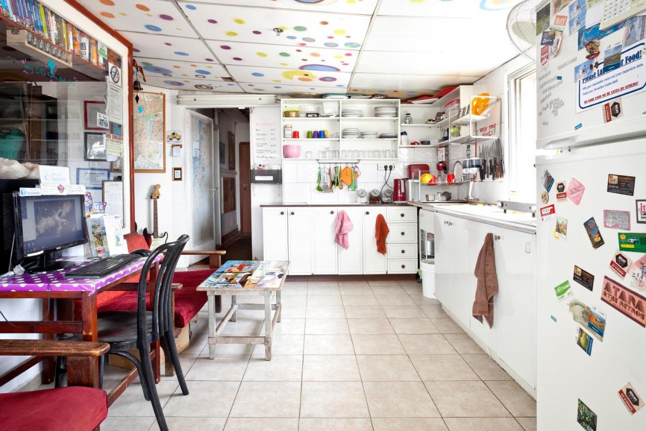 Florentine Backpackers Hostel - Ages 18-55 Tel Aviv Exterior foto